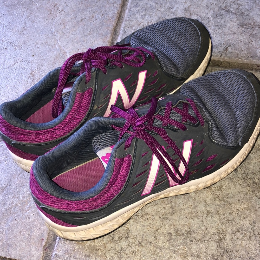 NB Sneakers
